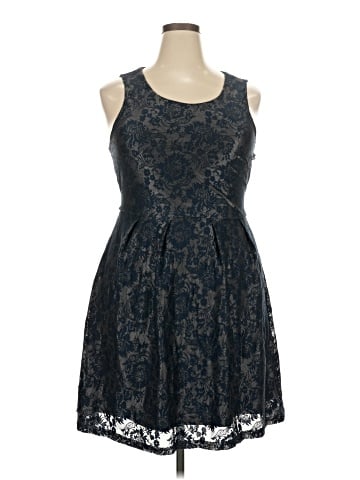 Forever 21 Plus Cocktail Dress (view 1)