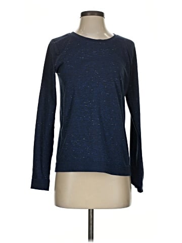 Lululemon Athletica Long Sleeve T-Shirt (view 1)