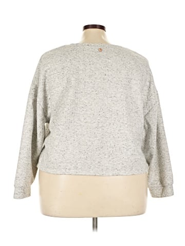LIVI Pullover Sweater (view 2)