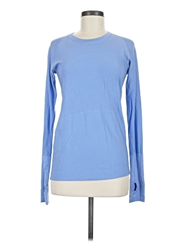 Lululemon Athletica Long Sleeve T-Shirt (view 1)