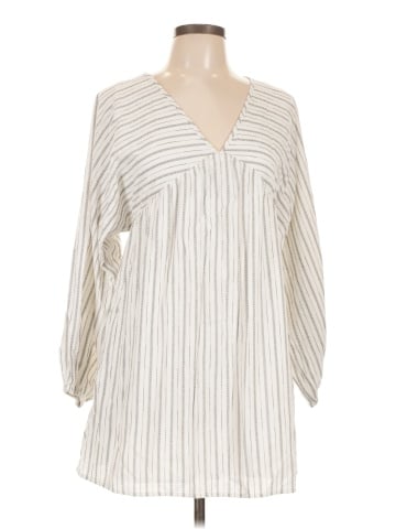 Le Lis Casual Dress (view 1)