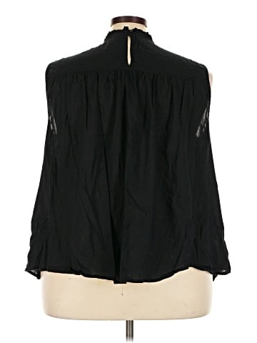 Old Navy Sleeveless Blouse (view 2)