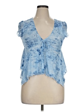 Madden Girl Sleeveless Blouse