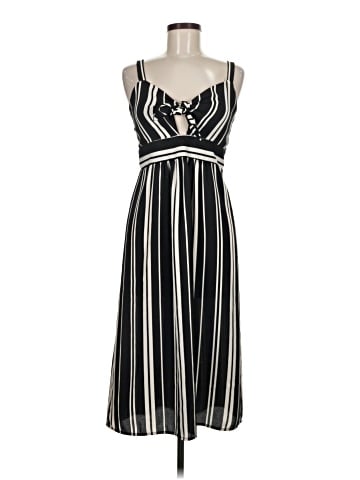 Xhilaration Casual Dress (view 1)