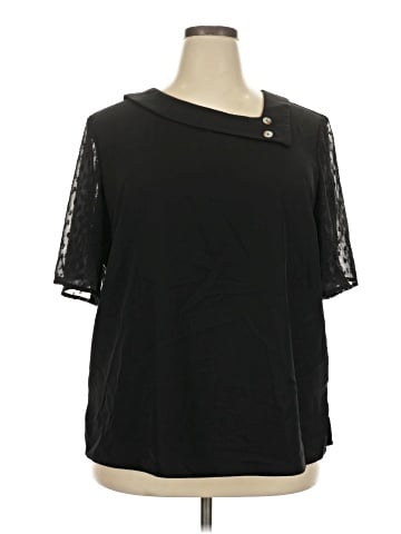BLOOMCHIC Short Sleeve Top (view 1)