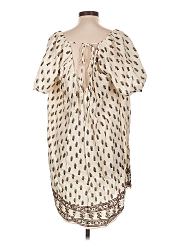 Banana Republic Casual Dress (view 2)