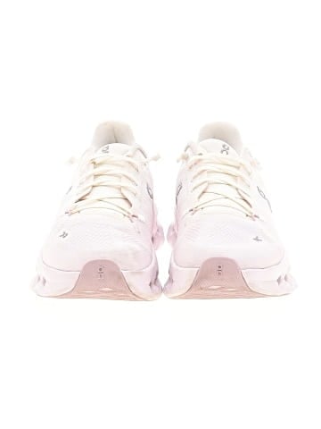 On Cloud Sneakers (view 2)