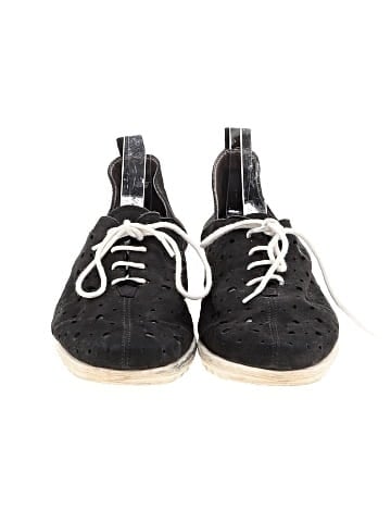 The Flexx Sneakers (view 2)