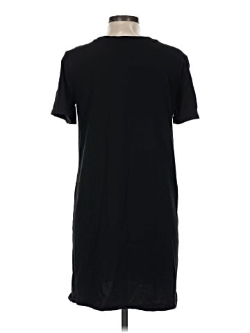 Old Navy Casual Dress (view 2)