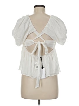 ASTR The Label Short Sleeve Blouse (view 2)