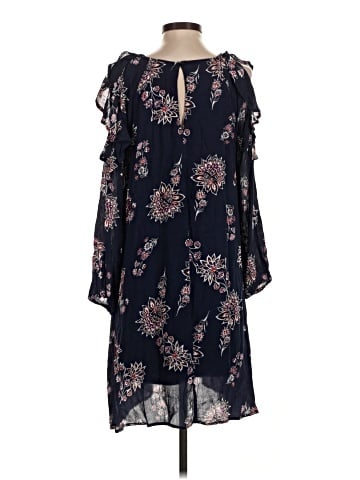 Old Navy Casual Dress (view 2)