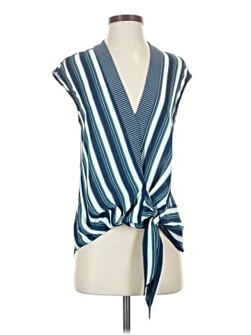 Trouve Sleeveless Blouse (view 1)