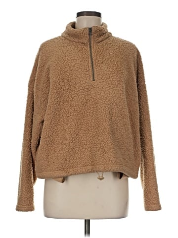 American Eagle Outfitters Pullover Sweater (view 1)