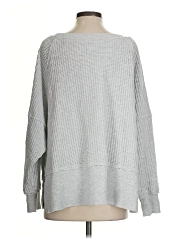 American Eagle Outfitters Pullover Sweater (view 2)