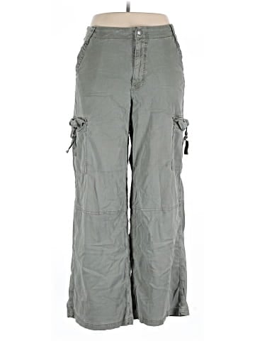 American Eagle Outfitters Cargo Pants (view 1)