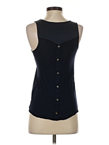 Outback Red Sleeveless Top (view 2)