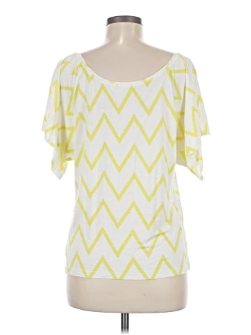 Old Navy Short Sleeve T-Shirt (view 2)