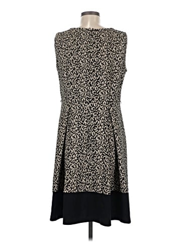 Dana Buchman Casual Dress (view 2)