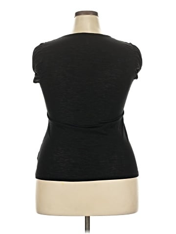 Xhilaration Short Sleeve Top (view 2)