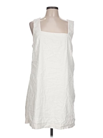 Abercrombie & Fitch Casual Dress (view 1)