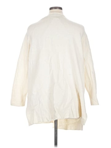 Madewell Kent Cardigan Sweater in Coziest Yarn (view 2)