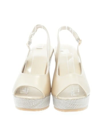 Unbranded Wedges (view 2)