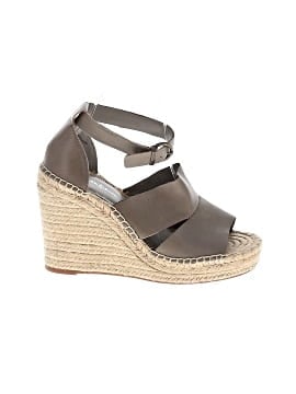 Treasure & Bond Wedges (view 1)