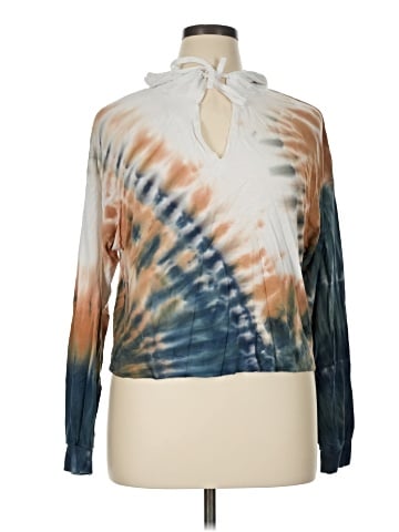 colsie Sweatshirt (view 1)