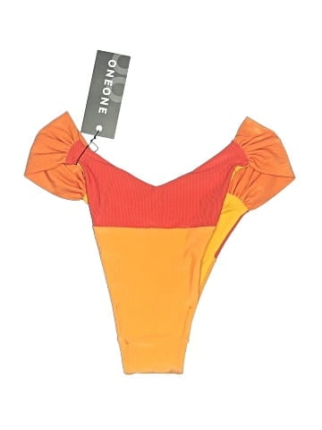 one0one Swimsuit Top (view 2)