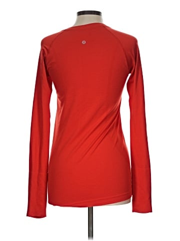 Lululemon Athletica Long Sleeve T-Shirt (view 2)
