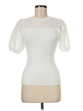 On Twelfth Short Sleeve Top