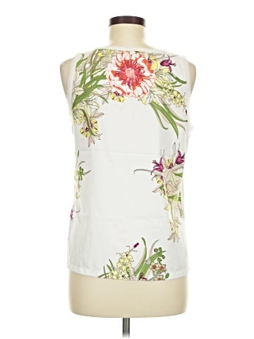 Jennifer Lopez Sleeveless T-Shirt (view 2)