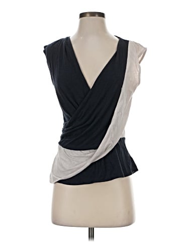 Leifnotes Sleeveless Blouse (view 1)