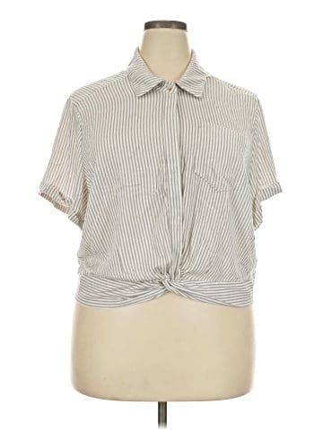 Torrid Short Sleeve Blouse (view 1)