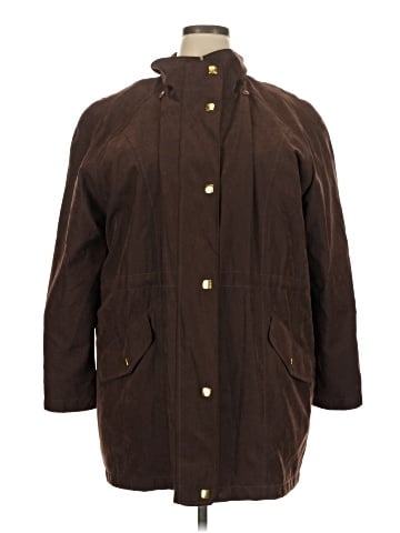 Regent Park Raincoat (view 1)