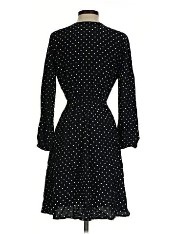 Old Navy Casual Dress (view 2)