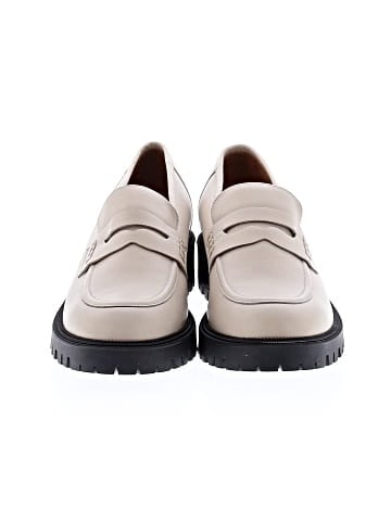 Beckett Simonon Flats (view 2)