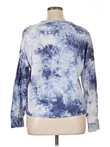 Socialite Long Sleeve T-Shirt (view 2)