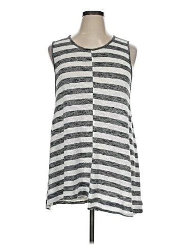 TWO by Vince Camuto Casual Dress (view 1)