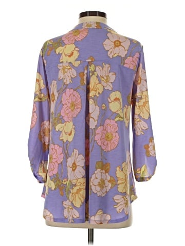 Dear Scarlett 3/4 Sleeve Blouse (view 2)