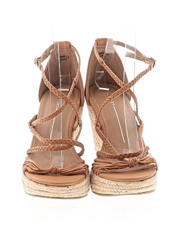 REPORT Wedges (view 2)