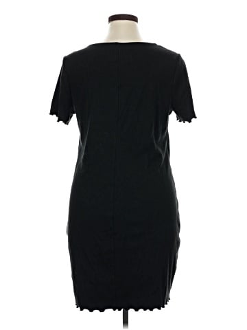 Forever 21 Cocktail Dress (view 2)