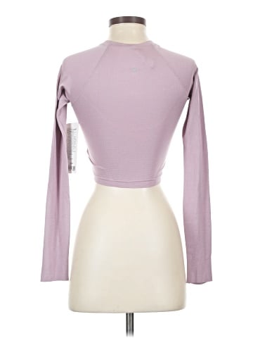 Lululemon Athletica Long Sleeve T-Shirt (view 2)
