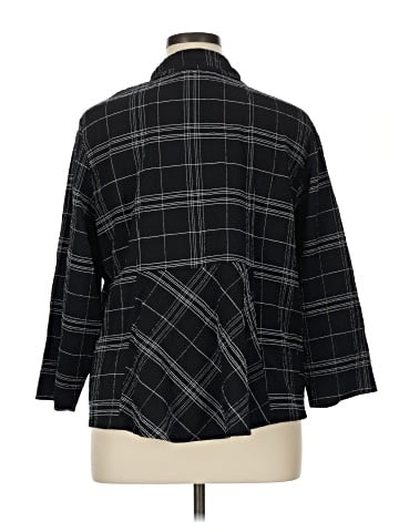 Habitat 3/4 Sleeve Button-Down Shirt (view 2)