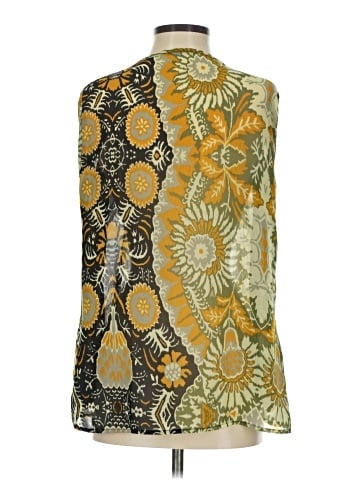 Cha Cha Vente Sleeveless Blouse (view 2)