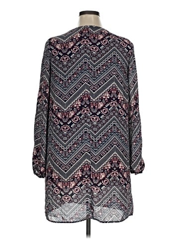 Charlotte Russe 3/4 Sleeve Blouse (view 2)