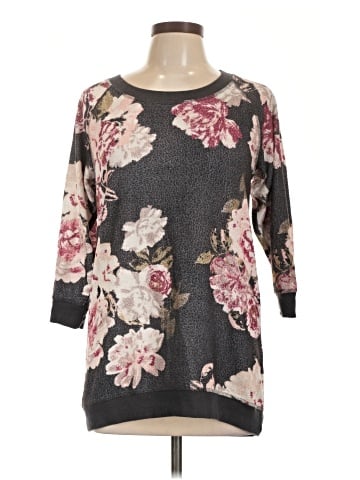 Eyeshadow 3/4 Sleeve Top (view 1)