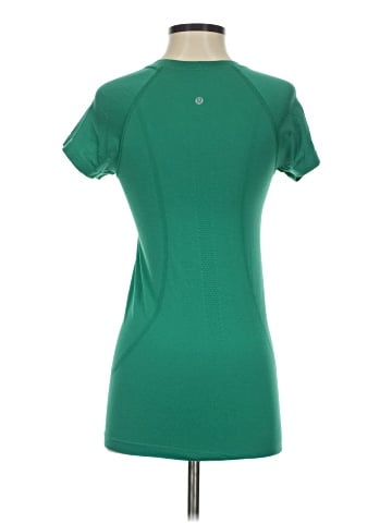 Lululemon Athletica Short Sleeve T-Shirt (view 2)