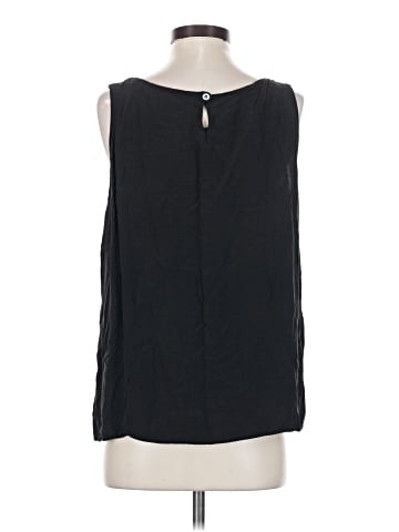 Indah Sleeveless Blouse (view 2)