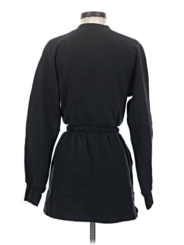 Lululemon Athletica Casual Dress (view 2)